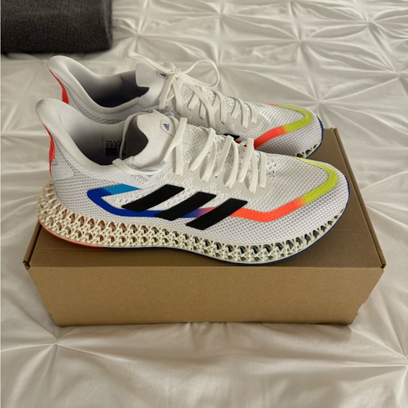 Adidas 4DFWD shoes - Picture 4 of 7